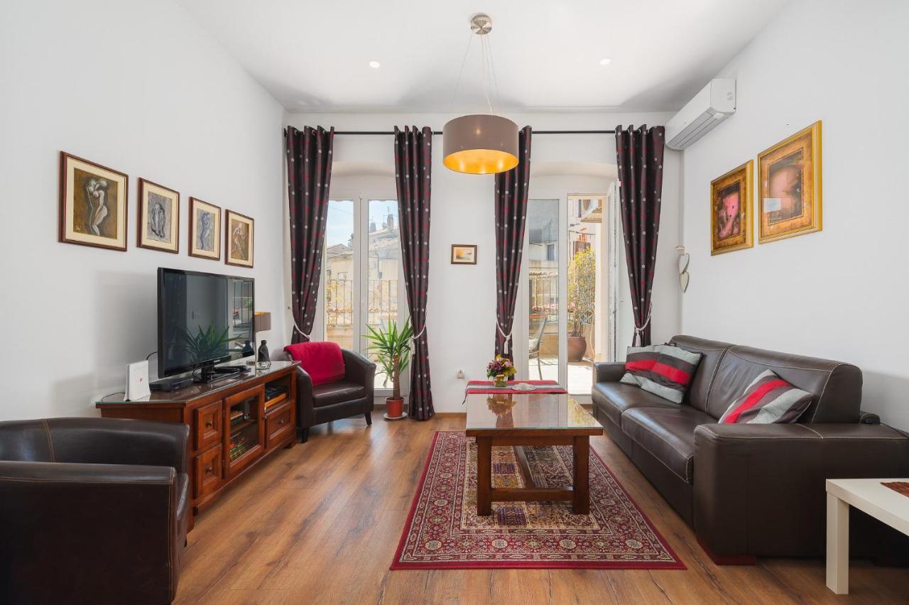 Apartment Nina Porec Bagian luar foto